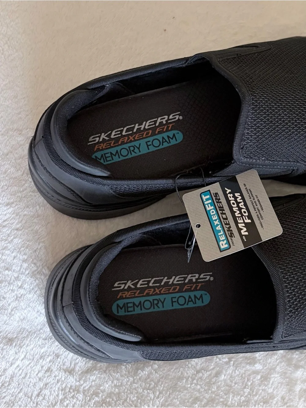 New Skechers Men's All-Black Slip-On Comfort Loafers Sz 13